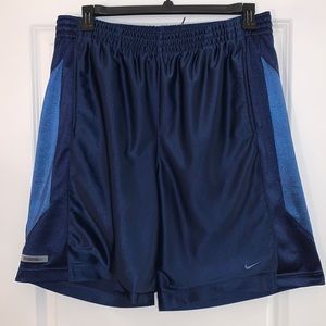 Mens Nike Large Navy Blue Basketball Dazzle Gym Shorts Used in great condition
